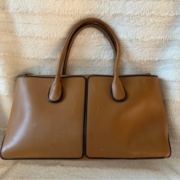 Tod’s of London D Styling purse. Calfskin leather. - Picture 2 of 6